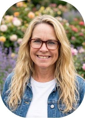 Portrait of Sally Holman-Hebert
